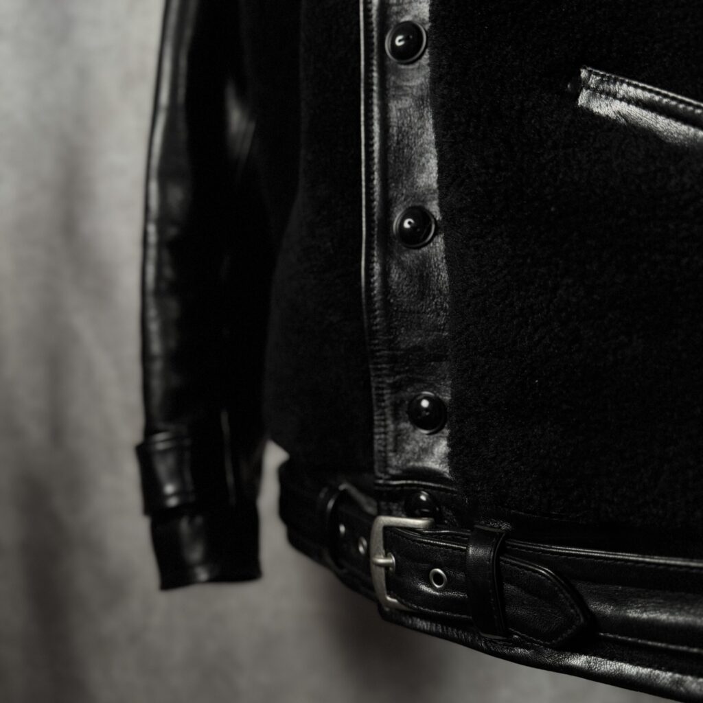 MASSES HORSE GRIZZLY JACKET フロントスナップボタンとウエストベルト接写