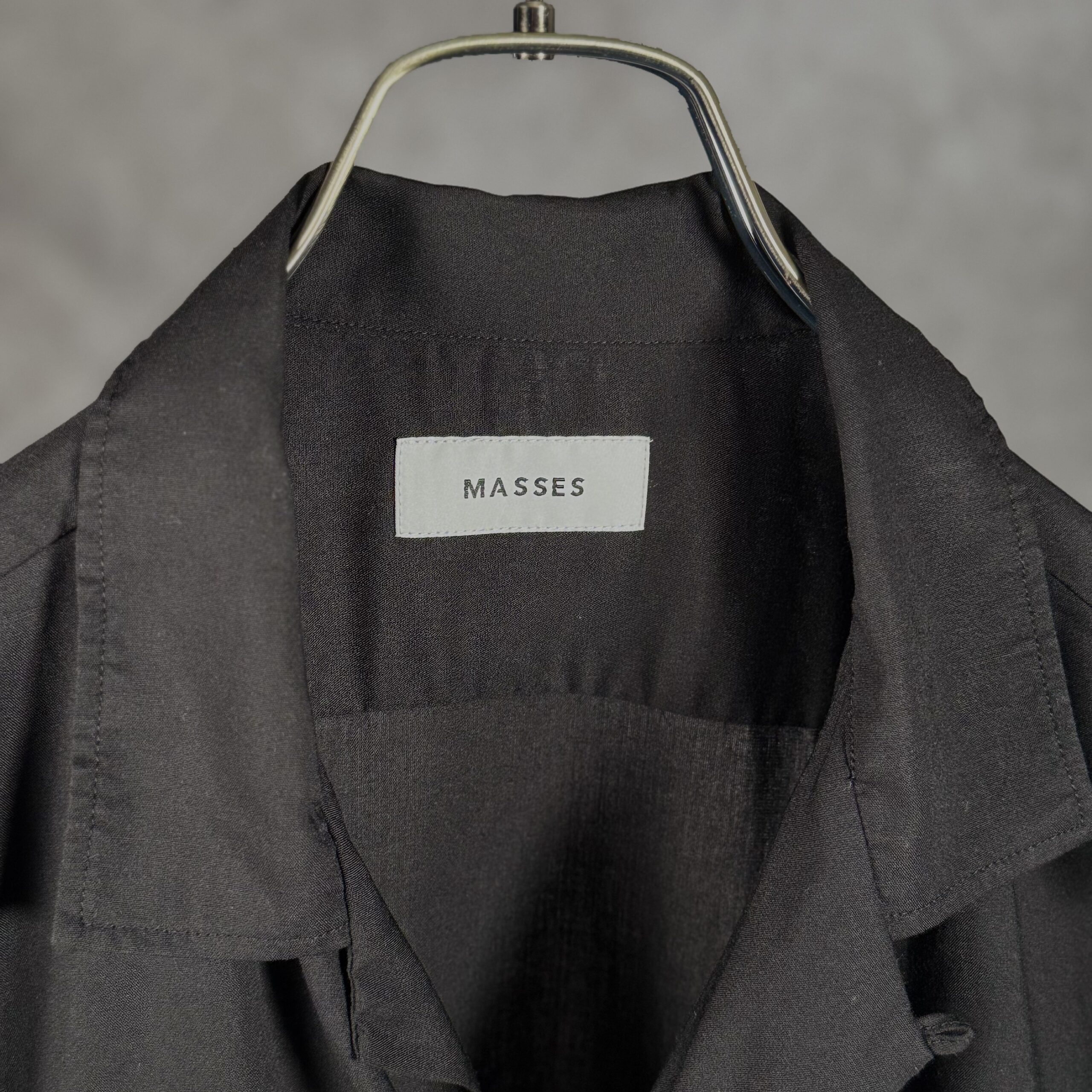 MASSES BOWLING SHIRT 裾とボタン接写
