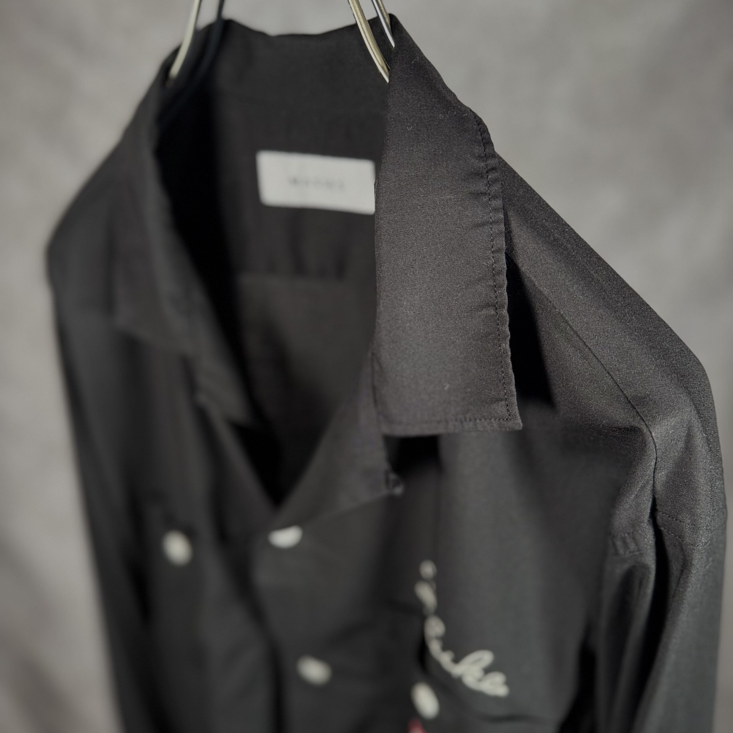 MASSES BOWLING SHIRT 25SS オープンカラー衿元接写